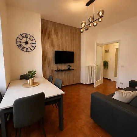 Apartment District Station - Citta Alta View